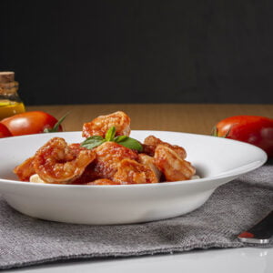 Nhoque (Molho ao Sugo ou Molho Bechamel)